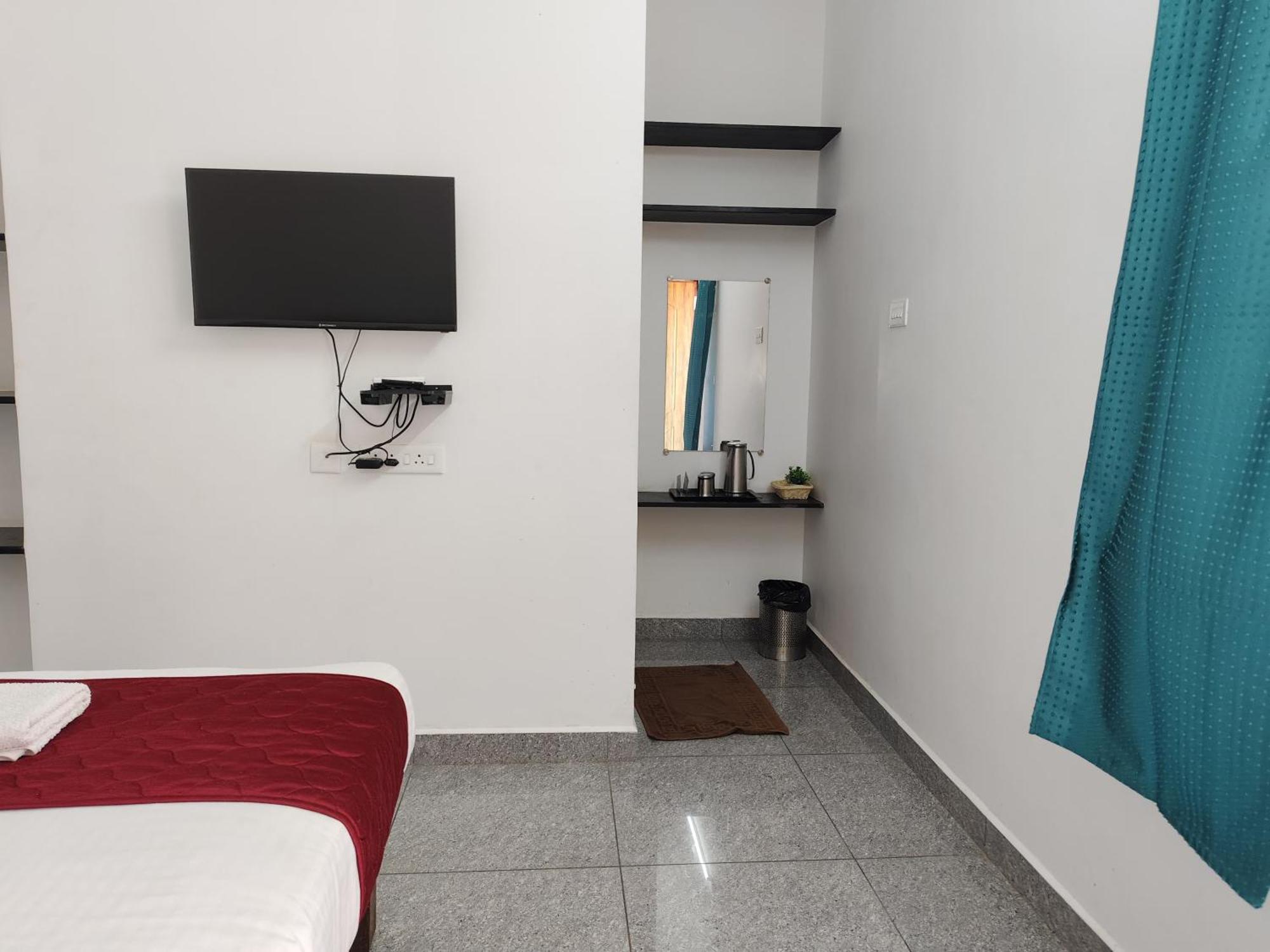De' Capital Hotel 퐁디셰리 외부 사진